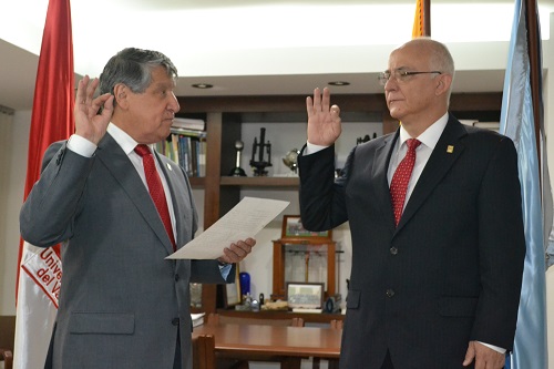 El rector Iván Enrique Ramos Calderón y el decano Gerardo Campo Cabal 