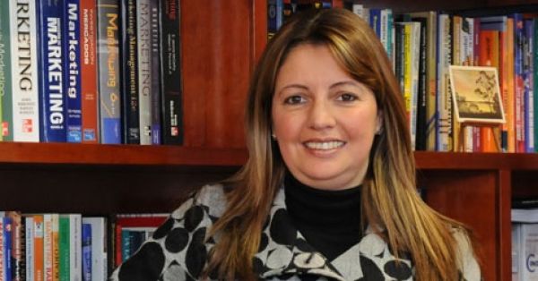 Marca Pa&iacute;s- Marca Regi&oacute;n se analizan en Universidad