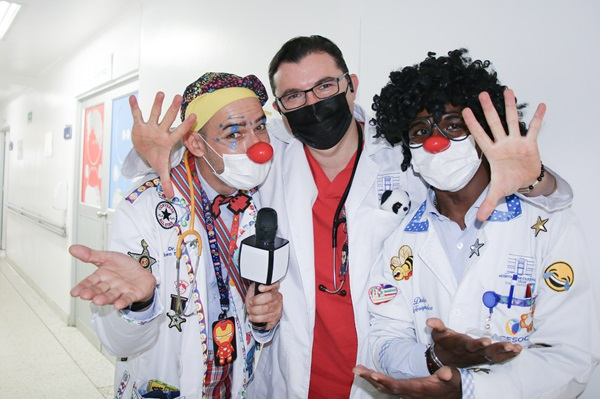 El amor es la mejor medicina: iniciativa pedi&aacute;trica que transforma