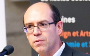 Egresado de Ingenier&iacute;a recibe premio de investigaci&oacute;n