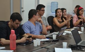 Avances de la Mesa para el salvamento del HUV