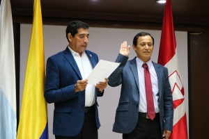 Se posesion&oacute; el decano de Facultad de Ciencias Naturales y Exactas