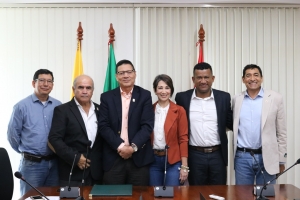 Se posesionan directores de Sedes Regionales