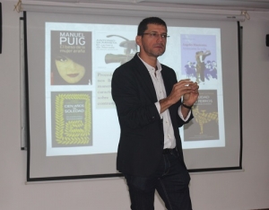 Post-Boom y el escritor confidencial