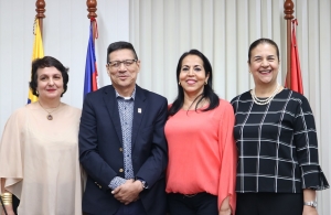 Se posesionan dos nuevas Vicerrectoras en Univalle