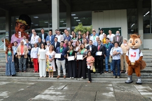 Univalle distingue a los mejores