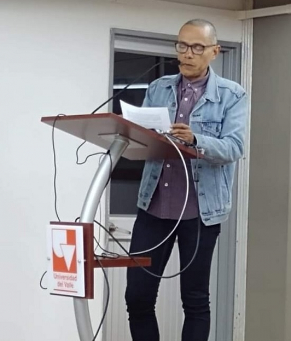 Profesor de Literatura, en Coloquio Internacional de Narrativas Pl&aacute;sticas