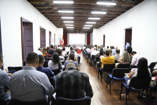 Abri&oacute; Maestr&iacute;a en Filosof&iacute;a en Buga