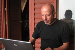 Juan Fernando Merino en Viernes de Letras