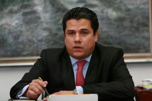 Economista de la Universidad del Valle, nuevo Ministro de Minas