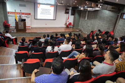 Estudiantes de Udenar visitaron la Facultad de Ciencias de la Administraci&oacute;n