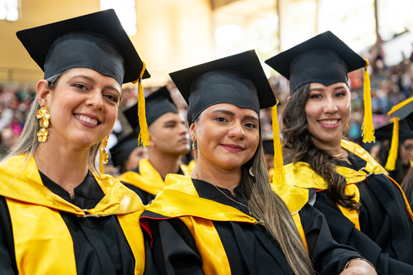 Construyendo regi&oacute;n con educaci&oacute;n de alta calidad