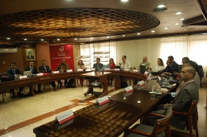 Especializaci&oacute;n en Urolog&iacute;a recibe a pares acad&eacute;micos