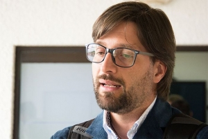 Eligen Director de CEMarin