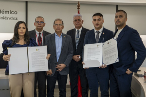 SUE honra la memoria del vicerrector administrativo Javier Fong Lozano