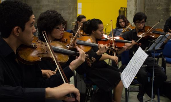 Conciertos de la Orquesta y la Banda de Estudiantes de la Escuela de M&uacute;sica