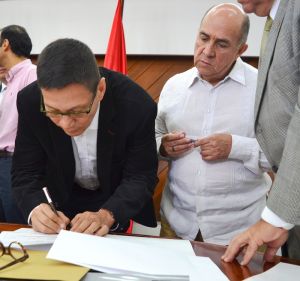 &Eacute;dgar Varela Barrios, nuevo rector de Universidad del Valle