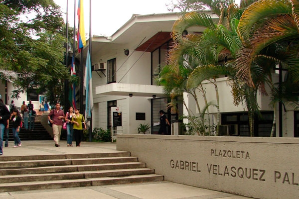 Comunicado del Consejo Acad&eacute;mico