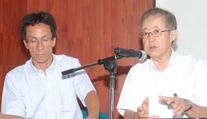 Profesores, Jorge Rubiano, Universidad del Valle; y Kensuke Okada, del IPADS Jap&oacute;n.