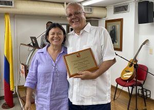 Homenaje al profesor Jaime V&aacute;squez S&aacute;nchez