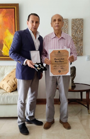 Exrector Harold Rizo recibi&oacute; reconocimiento de la Asamblea Departamental