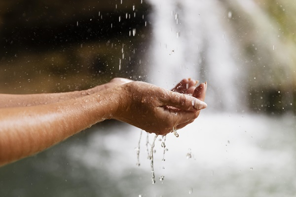 El agua lluvia no se puede desperdiciar: experiencias globales con impacto local