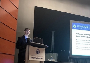 Egresado, admitido en la Universidad de Harvard