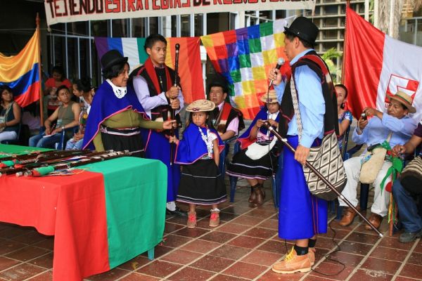 Se posesionaron autoridades del Cabildo Ind&iacute;gena Universitario