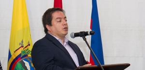 Vicerrector de investigaciones en evento internacional