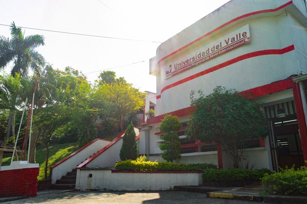 Pares acad&eacute;micos finalizan visita a sedes regionales