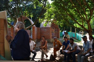 T&eacute;cnicas constructivas centenarias, tema de taller internacional de arquitectura