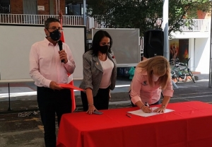 Se firman acuerdos para levantar el paro estudiantil