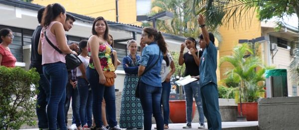 Bienvenida de estudiantes de Salud