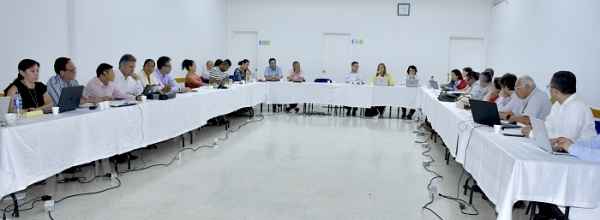 Directivas de Univalle analizan Plan Estrat&eacute;gico