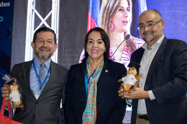 &ldquo;Hay un mundo de #EuroOportunidades para todos&rdquo;: Gilles Bertrand, Embajador de la Uni&oacute;n Europea en Colombia
