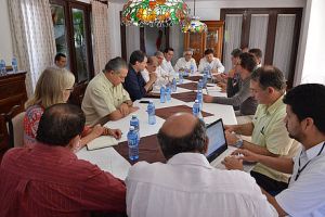 Manifestaci&oacute;n de la comisi&oacute;n de rectores del SUE