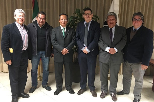 Rector de Univalle en la Universidad Aut&oacute;noma Metropolitana de M&eacute;xico