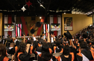 Ceremonia de grados: fruto de un gran despliegue institucional y log&iacute;stico