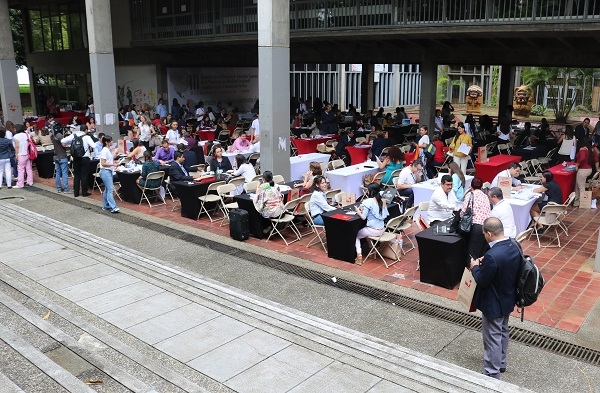 Experiencias de internacionalizaci&oacute;n en el Encuentro de Universidades de la Alianza del Pac&iacute;fico
