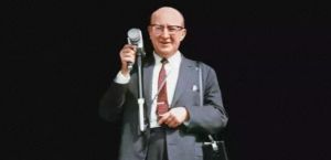 Manuel Carvajal Sinisterra (1916-1971).