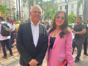 Docente y egresada recibieron la Medalla Orden de la Independencia del Concejo de Cali