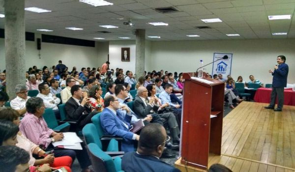 Buscamos un Sistema de Salud centrado en los ciudadanos: Viceministro de Salud