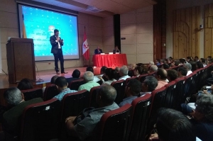 Rector Edgar Varela convoca claustro profesoral y explica situaci&oacute;n financiera de la Universidad