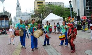 Con juegos despiden foro Asia Pac&iacute;fico de teatro