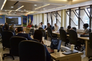 Regionalizaci&oacute;n incorporar&aacute; a su planta a 283 contratistas