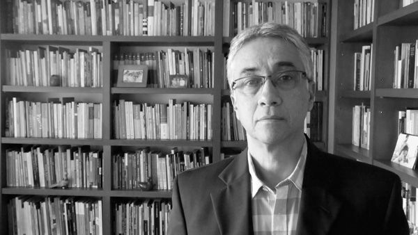 Juan Diego Mej&iacute;a en Viernes de Letras