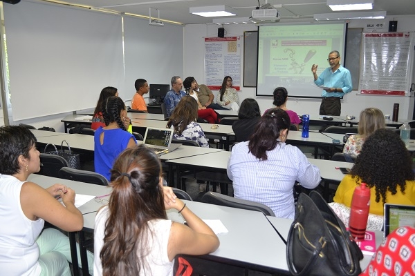 Inici&oacute; escuela Internacional sobre psicolog&iacute;a laboral