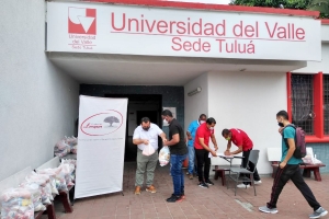 Fundaci&oacute;n dona mercados a estudiantes de Univalle Tulu&aacute;