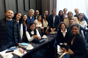 Docente y estudiantes integran equipos de empalme del gobierno entrante