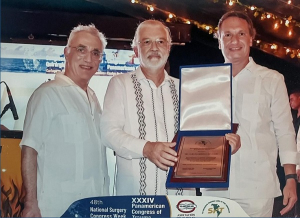 Premio internacional a cirujano de trauma